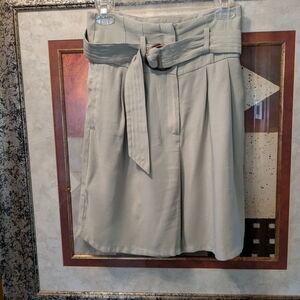 Elodie Green Knee-Length Tie Front Skort for Work